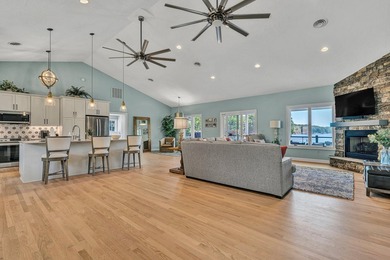 Extraordinary Smith Mountain Lake luxury retreat completely - photo 11