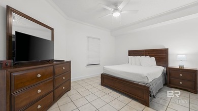 Enjoy beautiful bay views from this well-appointed 3-bedroom - photo 12