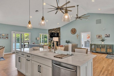 Extraordinary Smith Mountain Lake luxury retreat completely - photo 12