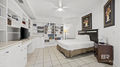 Enjoy beautiful bay views from this well-appointed 3-bedroom - photo 15