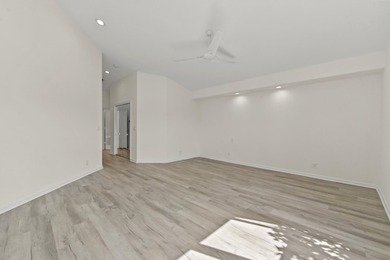 Welcome to a beautifully bright and thoughtfully updated Boynton - photo 16