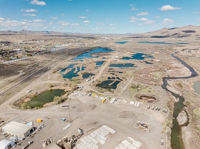 Situated between the railroad tracks and the Humboldt River - photo 18