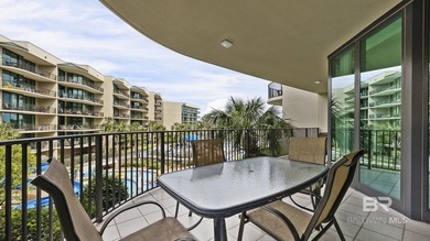 Enjoy beautiful bay views from this well-appointed 3-bedroom - photo 20