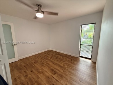 Recently vacated by owners and tenant, and have been deep - photo 22