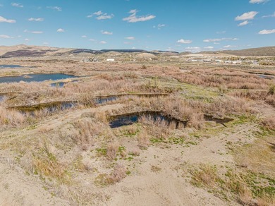 Situated between the railroad tracks and the Humboldt River - photo 29