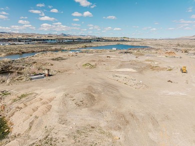 Situated between the railroad tracks and the Humboldt River - photo 36