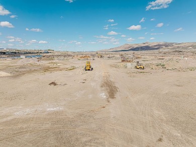 Situated between the railroad tracks and the Humboldt River - photo 38
