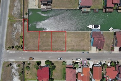 Exceptional waterfront lot opportunity in the desirable Imperial - photo 4