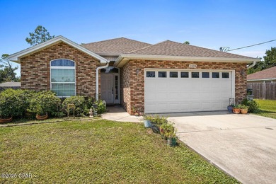 Deer Point Lake Home Active Under Contract in Lynn Haven Florida