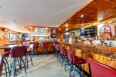 Here is your opportunity to own the legendary Big Minnow Bar and - photo 4