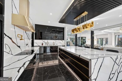 A rare opportunity to own a 15,600 sq ft ultra-luxury - photo 11
