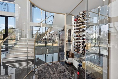 A rare opportunity to own a 15,600 sq ft ultra-luxury - photo 17