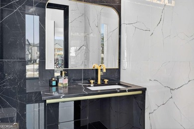 A rare opportunity to own a 15,600 sq ft ultra-luxury - photo 18