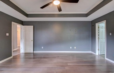 Beautiful updated home with a split floor plan. 3 bed/2 bath - photo 19
