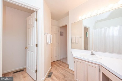 Tucked away on a quiet cul-de-sac in the amenity-rich community - photo 23