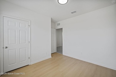 SELLER IS OFFERING $15,000 TOWARDS BUYERS CLOSING COSTS AND - photo 8