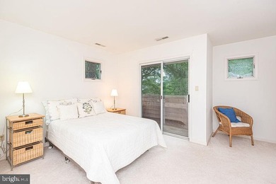 Tucked away on a quiet cul-de-sac in the amenity-rich community - photo 40