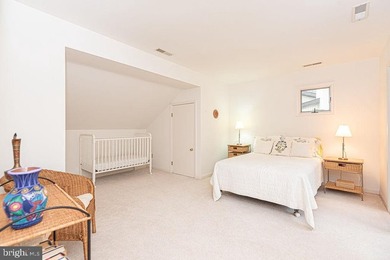 Tucked away on a quiet cul-de-sac in the amenity-rich community - photo 41