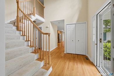 Welcome to 20 Pequot Court! These original owners have - photo 3