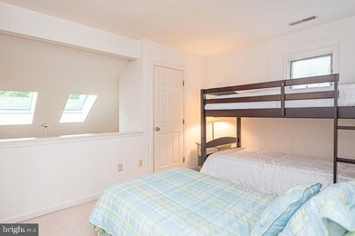 Tucked away on a quiet cul-de-sac in the amenity-rich community - photo 47