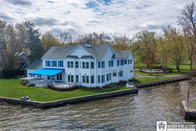 Welcome to Top Notch Cottage, an exceptional lakefront retreat - photo 5