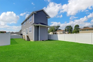 Last Home Left in this Waterfront 2025 New Construction Project! - photo 5