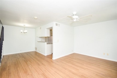 ***Open House Sunday, July 12th from 2-4 pm*** Welcome to 2006 - photo 5