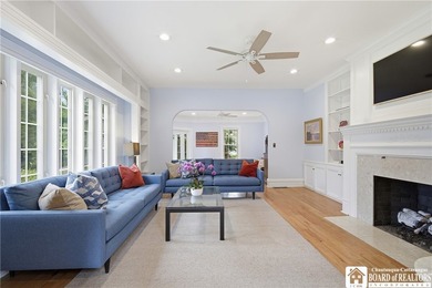 Welcome to 19 Winchester Road: an expansive 6 bedroom, 3 - photo 9