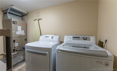 VALUE WITH A VIEW! With over 2000 square feet this 3 bedroom, 2 - photo 21