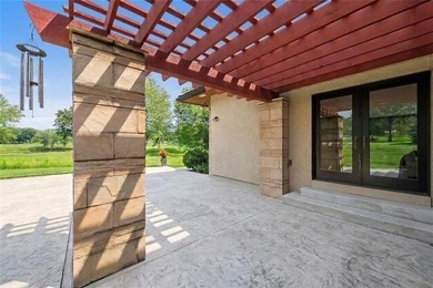 Absolutely Stunning 1 1/2 story Contemporary Estate Home on #5 - photo 22