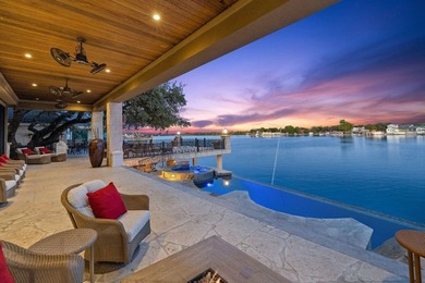 This stunning estate on Lake LBJ is the epitome of lakeside - photo 5