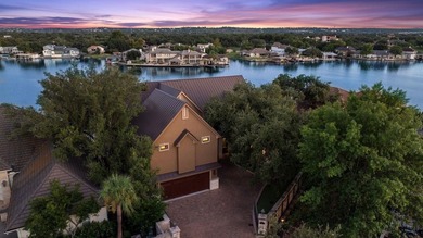 This stunning estate on Lake LBJ is the epitome of lakeside - photo 9