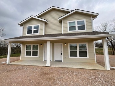 Exceptional income-producing investment in the heart of - photo 2