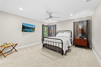 Absolutely Stunning 1 1/2 story Contemporary Estate Home on #5 - photo 44