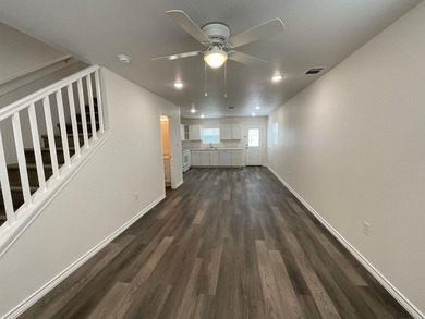 Exceptional income-producing investment in the heart of - photo 5