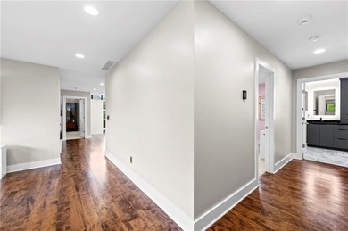 Absolutely Stunning 1 1/2 story Contemporary Estate Home on #5 - photo 47