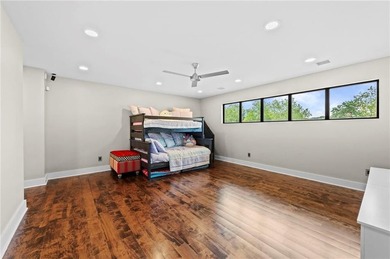 Absolutely Stunning 1 1/2 story Contemporary Estate Home on #5 - photo 48