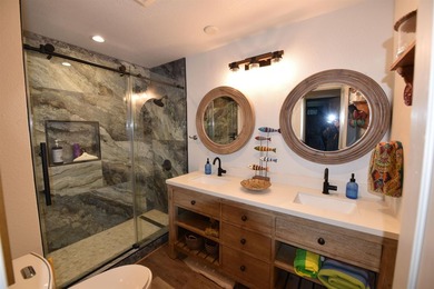 Beautiful 2BR/2BA home in Buchanan Lake Village, just a short - photo 10