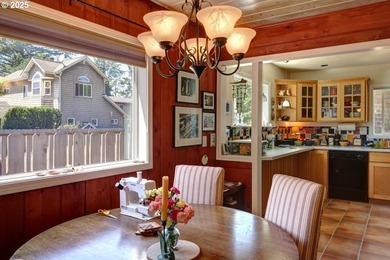 Great Opportunity to own this cozy, well maintained home with - photo 7