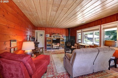 Great Opportunity to own this cozy, well maintained home with - photo 10