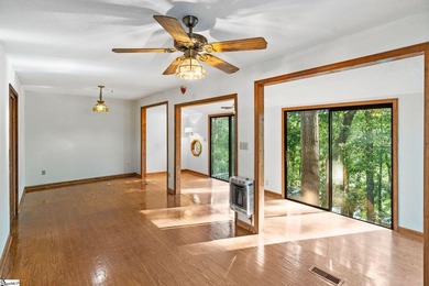 The home features 3 bedrooms, 2.5 bathrooms, and a spacious - photo 13