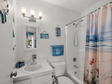 Enjoy easy Florida living in the sought-after Vista Royale 55+ - photo 16