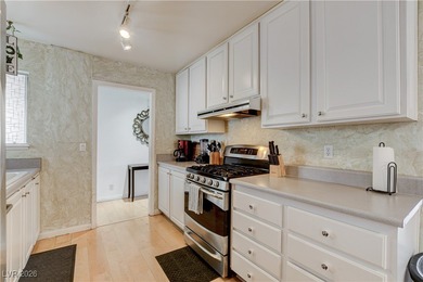 LOOK NO FURTHER! THIS HIDDEN TREASURE IS JUST MINUTES AWAY FROM