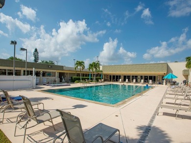 Enjoy easy Florida living in the sought-after Vista Royale 55+ - photo 29
