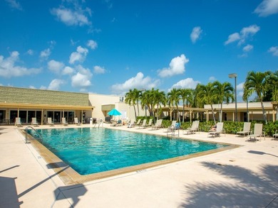 Enjoy easy Florida living in the sought-after Vista Royale 55+ - photo 30