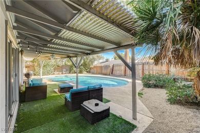 LOOK NO FURTHER! THIS HIDDEN TREASURE IS JUST MINUTES AWAY FROM