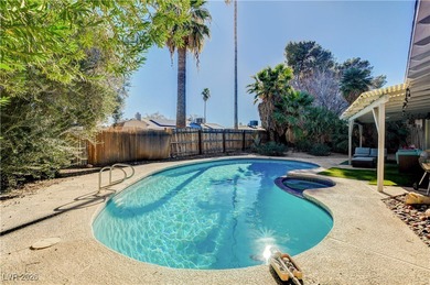 LOOK NO FURTHER! THIS HIDDEN TREASURE IS JUST MINUTES AWAY FROM