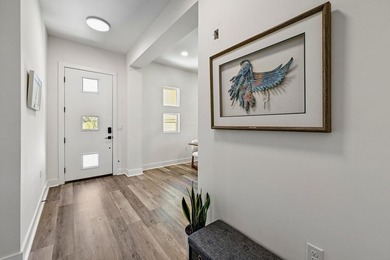 Welcome to this beautifully designed, priced-to-sell one-story - photo 7