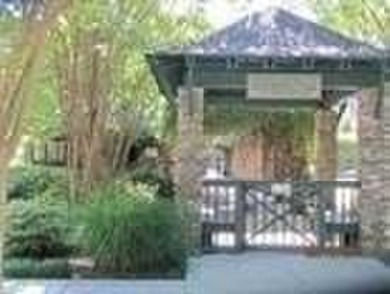 Relax and enjoy a swim or tennis match at the Stillwater - photo 3