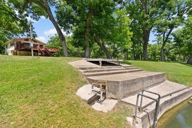 73 feet of Guadalupe River frontage, direct river access, and a - photo 9